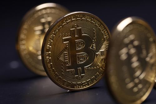 关于比特币官网挖矿软件的信息