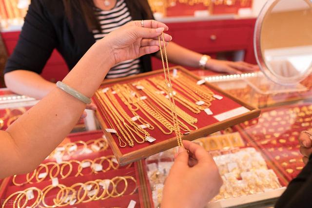 [黄金置换合适还是卖掉合适]黄金置换合适还是卖掉合适呢