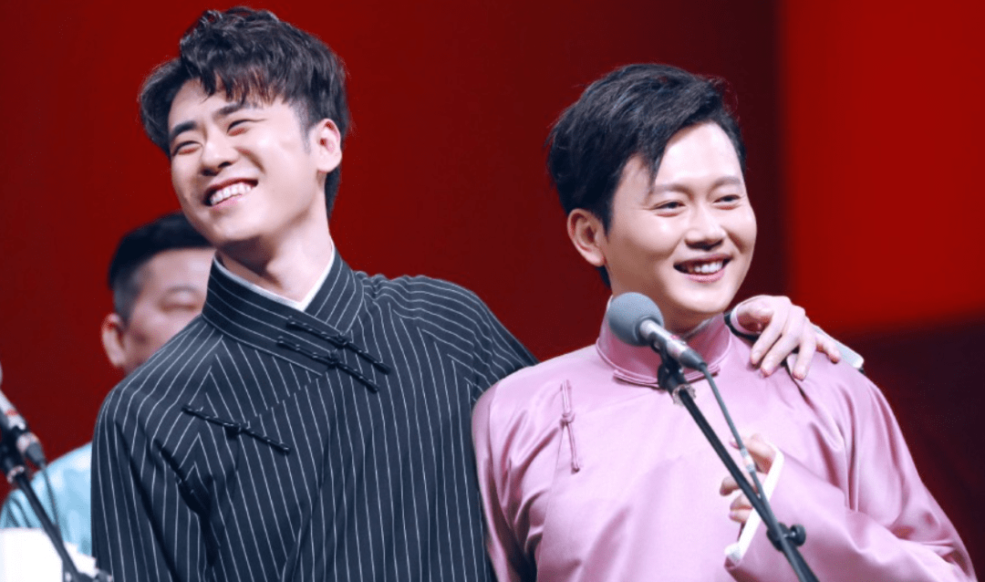 金靖与张云雷,欢乐喜剧人金婧张云雷 金靖与张云雷,欢乐喜剧人金婧张云雷